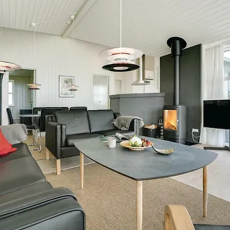 Nice Home In Nordborg With Sauna Semesterbostad *