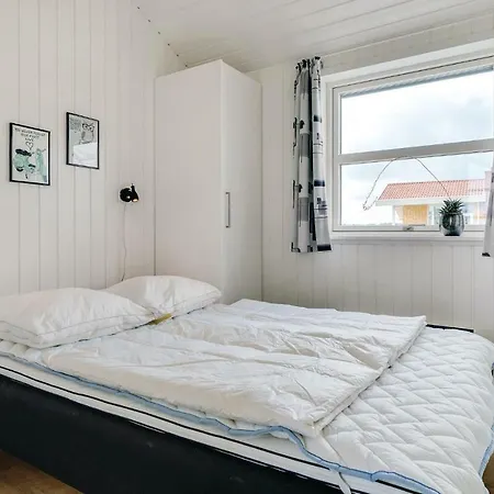 Semesterbostad Nice Home In Nordborg With Sauna *